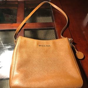 Michael kors hand bag